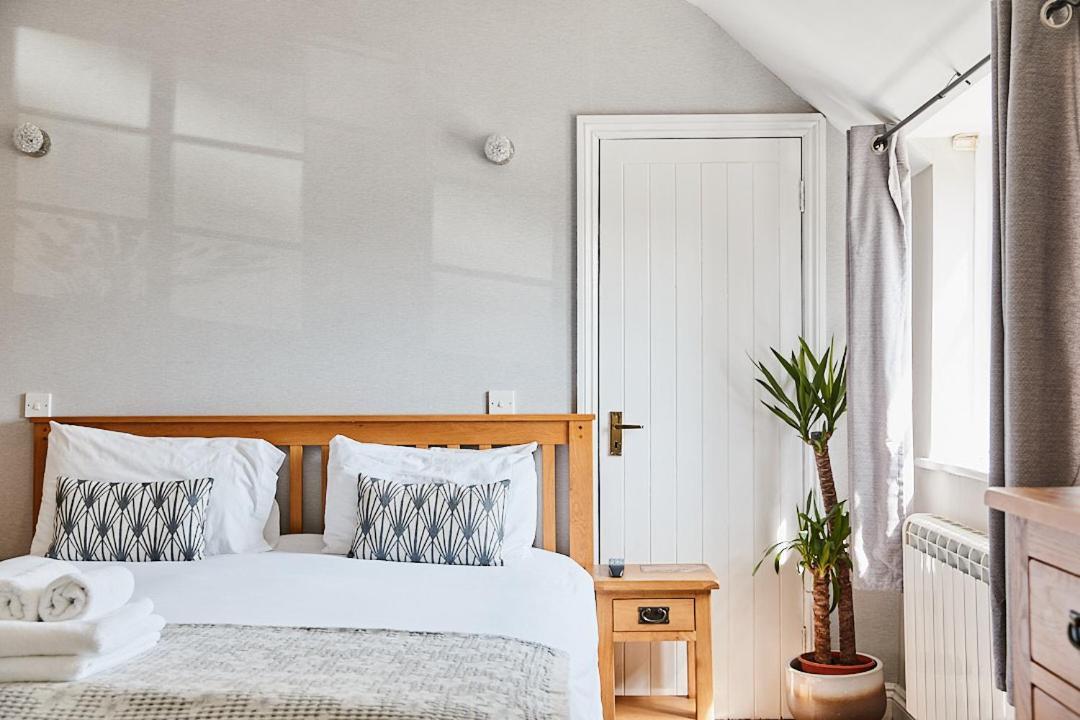 The Bucks Head Bed and Breakfast Carhampton Εξωτερικό φωτογραφία